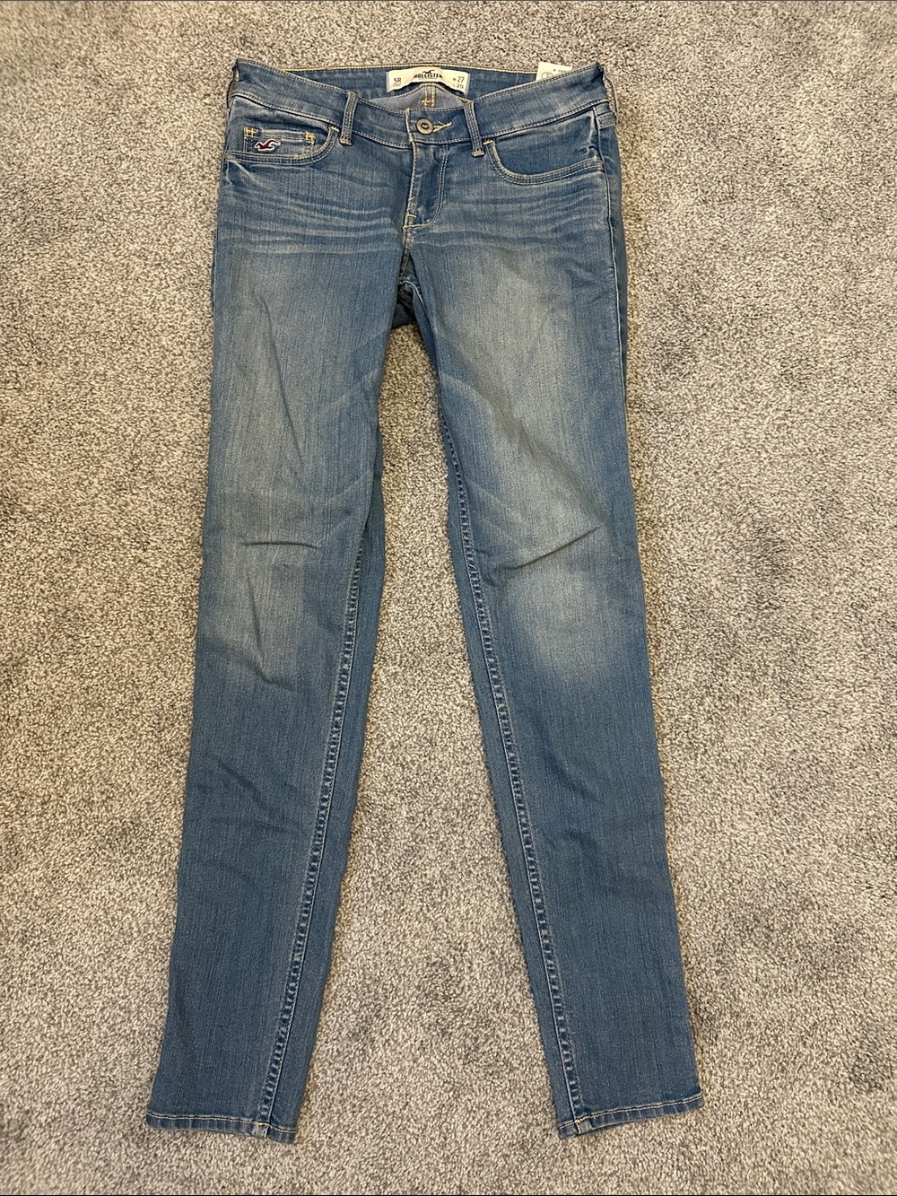 Hollister Women's Skinny Jeans in Medium Blue Wash